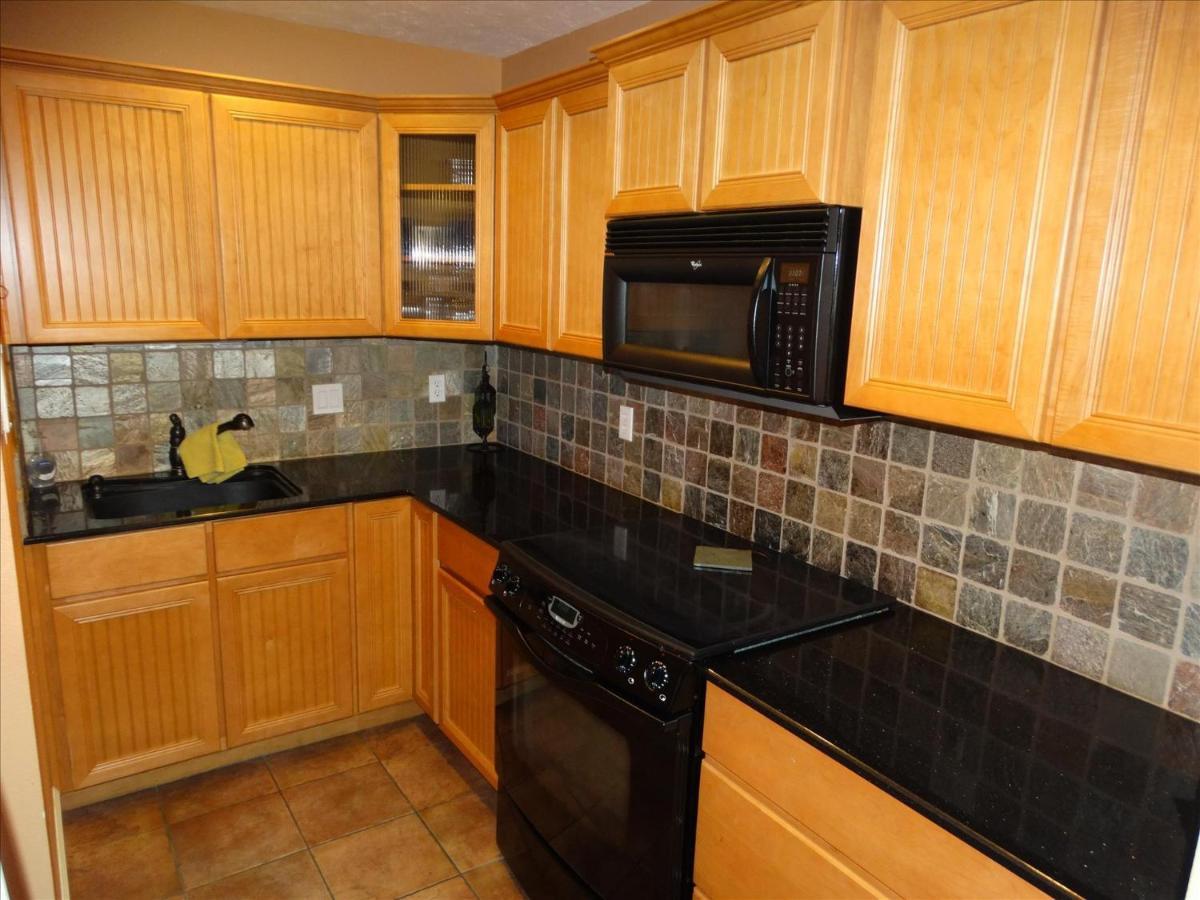 Quiet Vista Del Mar 2 Bedroom Condo Beachfront Property شاطئ كوكوا المظهر الخارجي الصورة